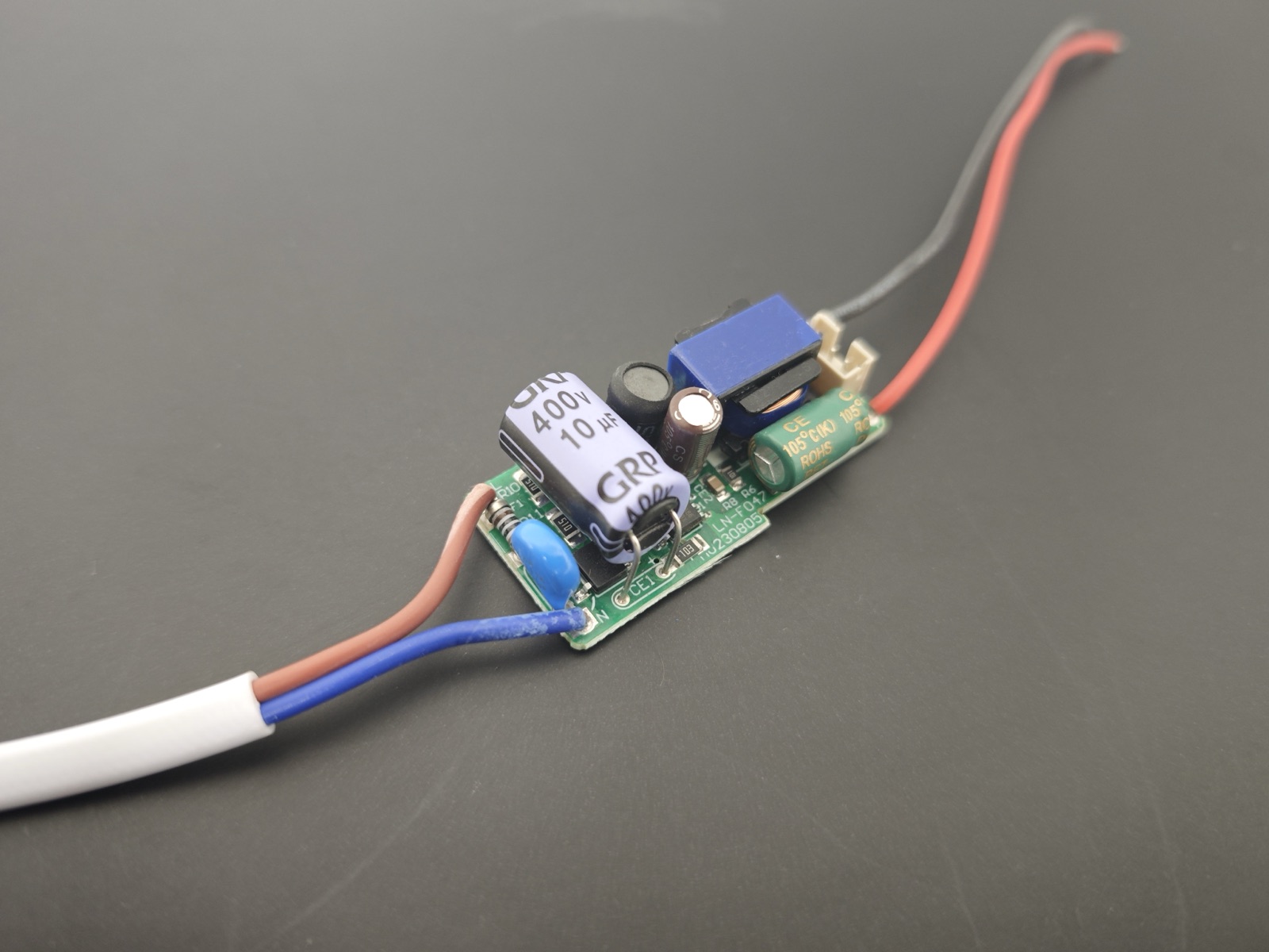 F047 · Downlight with Sensor